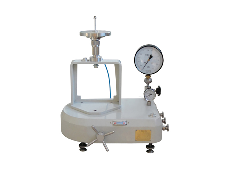 1639118170150864.jpg 氣體活塞壓力真空計.jpg